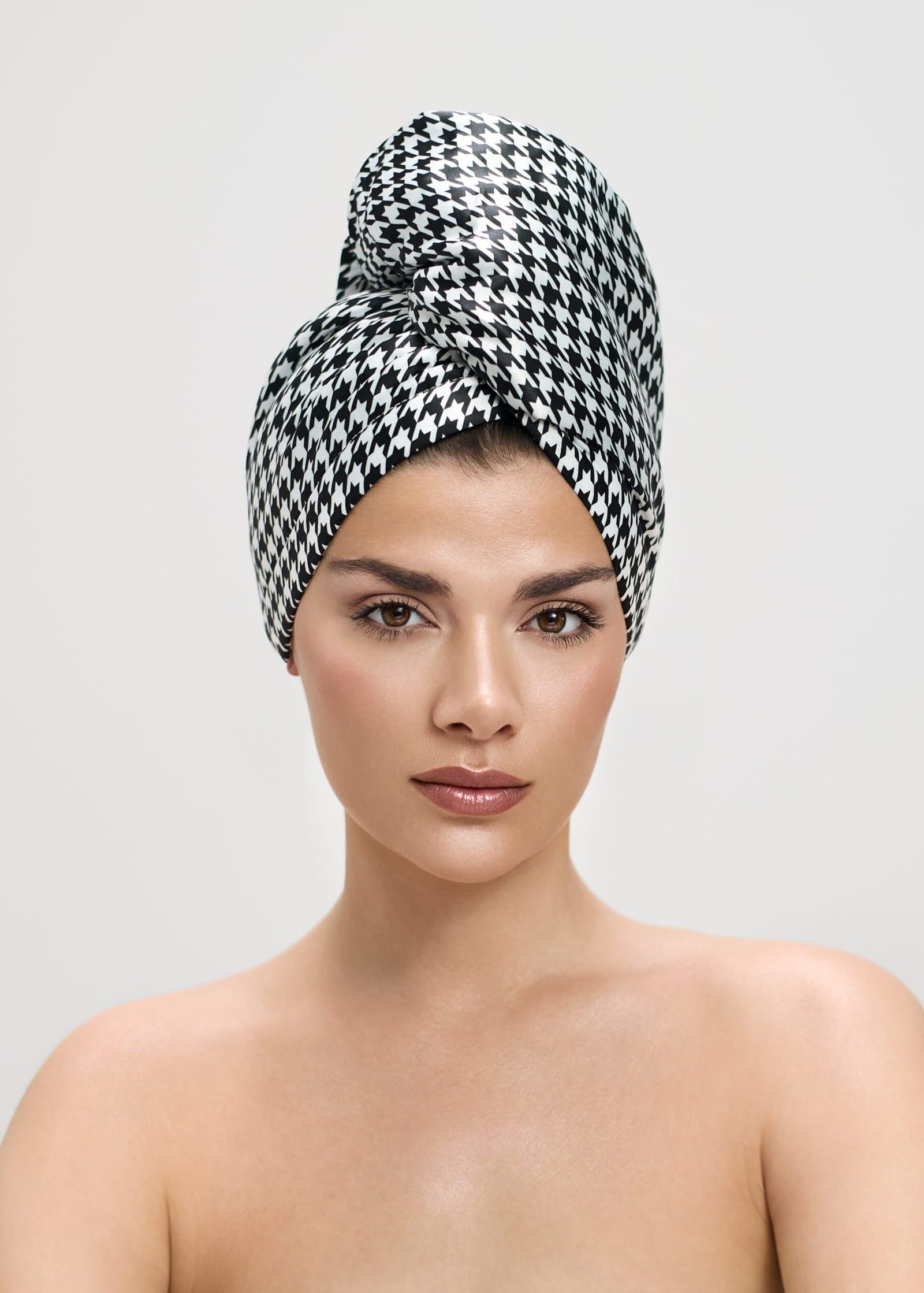 Turbante Pepita de La Cocona, turbantes de satén para el pelo